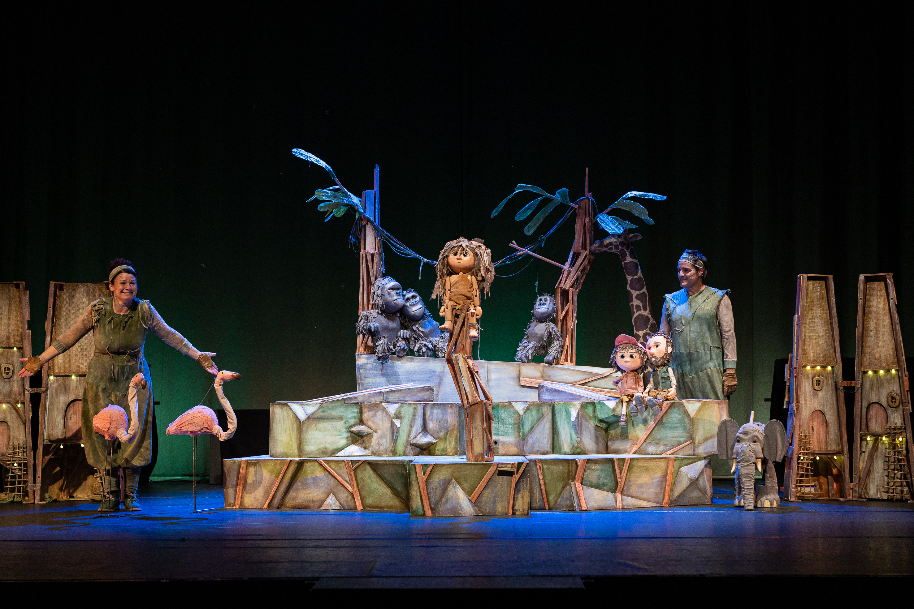 Ilusionistas, magos, 
humoristas, músicos...